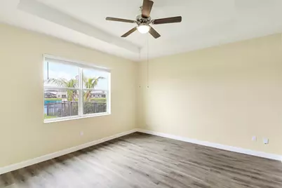 8292 NW Greenbank Circle, Port Saint Lucie, FL 34987 - Photo 25