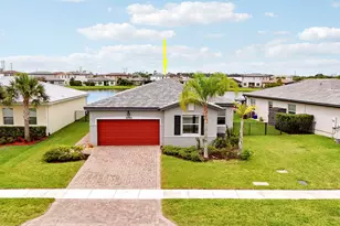 8292 NW Greenbank Cir, Port Saint Lucie, FL 34987 - Photo 5