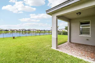 8292 NW Greenbank Cir, Port Saint Lucie, FL 34987 - Photo 45