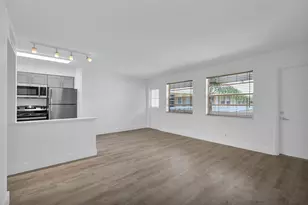 4051 NE 13th Ave, Oakland Park, FL 33334 - Photo 15