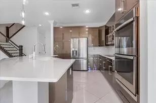 10098 Akenside Dr, Boca Raton, FL 33428 - Photo 7