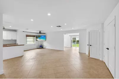6038 Lasalle Road, Delray Beach, FL 33484 - Photo 13