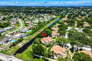 8104 Oakton Ct, Lake Clarke Shores, FL 33406 - Photo 21