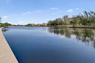 400 Diplomat Pkwy, Hallandale Beach, FL 33009 - Photo 27