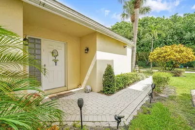 7917 Travlers Tree Drive, Boca Raton, FL 33433 - Photo 5