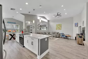 7917 Travlers Tree Dr, Boca Raton, FL 33433 - Photo 15