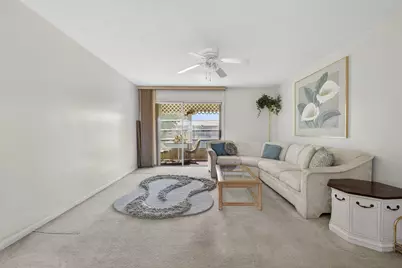 1 Golfs Edge #F, West Palm Beach, FL 33417 - Photo 7
