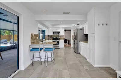 1201 SW 28th Avenue, Boynton Beach, FL 33426 - Photo 15