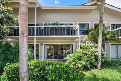 11863 Wimbledon Circle #433, Wellington, FL 33414 - Photo 9