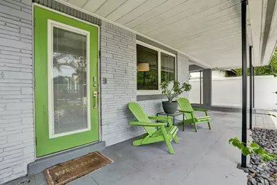 4641 NE 6th Avenue, Oakland Park, FL 33334 - Photo 5