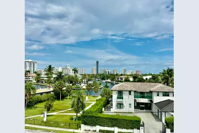 580 Egret Drive #305, Hallandale Beach, FL 33009 - Photo 15