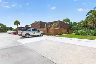 5706 SE Riverboat Dr, Stuart, FL 34997 - Photo 1
