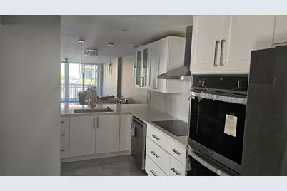1 Royal Palm Way #101, Boca Raton, FL 33432 - Photo 9