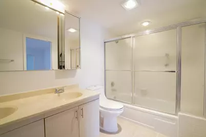 4401 Martinique Court #D2, Coconut Creek, FL 33066 - Photo 21