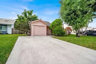 5864 Strawberry Lakes Cir, Lake Worth, FL 33463 - Photo 23