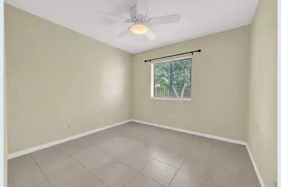 5864 Strawberry Lakes Circle, Lake Worth, FL 33463 - Photo 15