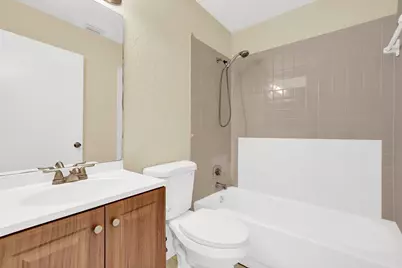 5864 Strawberry Lakes Circle, Lake Worth, FL 33463 - Photo 19