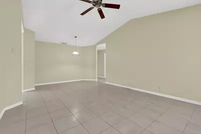 5864 Strawberry Lakes Circle, Lake Worth, FL 33463 - Photo 5
