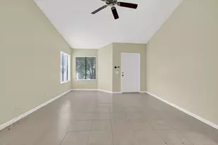 5864 Strawberry Lakes Cir, Lake Worth, FL 33463 - Photo 3