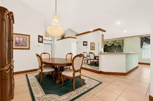 1059 Fairfax Cir W, Boynton Beach, FL 33436 - Photo 7