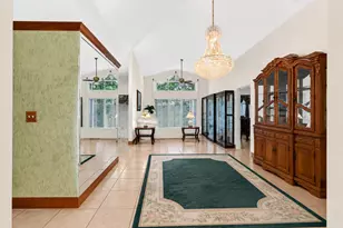 1059 Fairfax Cir W, Boynton Beach, FL 33436 - Photo 5