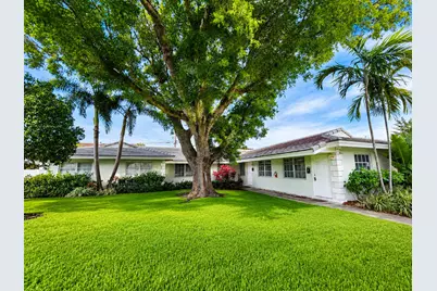 2120 NE 41st Street #Unit A, Lighthouse Point, FL 33064 - Photo 1