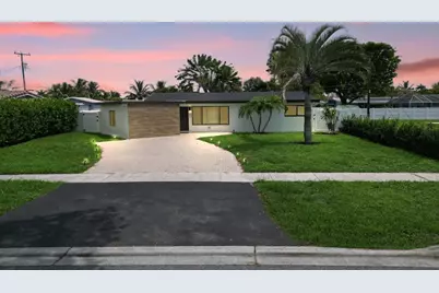 1001 SE 13th Court, Deerfield Beach, FL 33441 - Photo 3