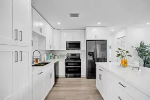 1001 SE 13th Ct, Deerfield Beach, FL 33441 - Photo 5