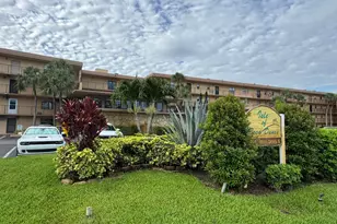 9370 SW 8th St, Boca Raton, FL 33428 - Photo 13