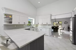 8505 NW 77th St, Tamarac, FL 33321 - Photo 13