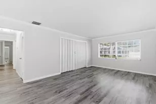 10098 S 42nd Dr, Boynton Beach, FL 33436 - Photo 11