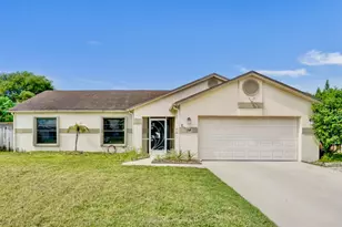 54 Cedar Cir, Boynton Beach, FL 33436 - Photo 3