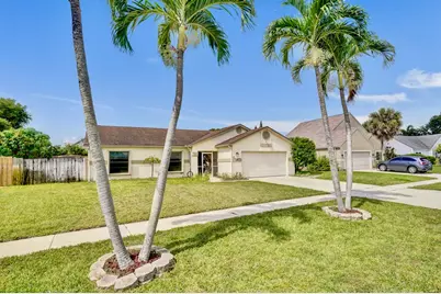54 Cedar Circle, Boynton Beach, FL 33436 - Photo 5