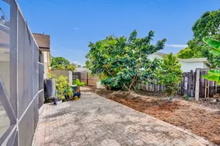 54 Cedar Cir, Boynton Beach, FL 33436 - Photo 49