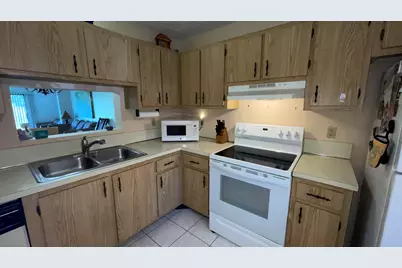 7911 Southgate Boulevard #B4, North Lauderdale, FL 33068 - Photo 9