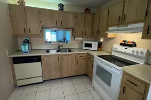 7911 Southgate Blvd, North Lauderdale, FL 33068 - Photo 11