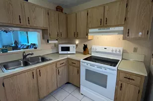 7911 Southgate Blvd, North Lauderdale, FL 33068 - Photo 9