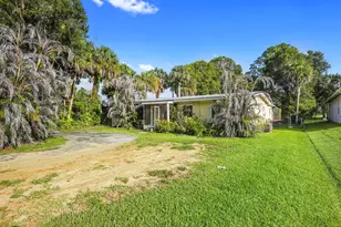 203 E Easy St, Fort Pierce, FL 34982 - Photo 13