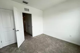 6391 Waterstone Pl, Sarasota, FL 34240 - Photo 9