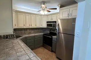 305 N Pompano Beach Blvd, Pompano Beach, FL 33062 - Photo 5