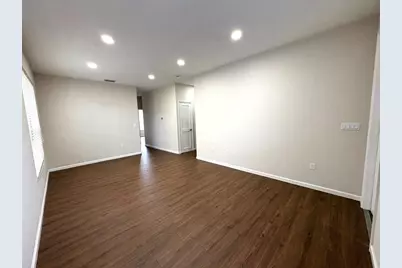 3245 NW 31st Terrace, Oakland Park, FL 33309 - Photo 13