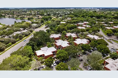 730 NW 99th Circle, Plantation, FL 33324 - Photo 43