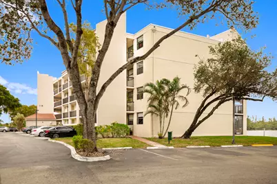 118 Lake Emerald Drive #110, Oakland Park, FL 33309 - Photo 1