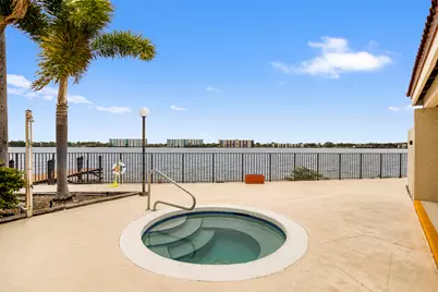 118 Lake Emerald Drive #110, Oakland Park, FL 33309 - Photo 9