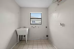 14798 Paddock Dr, Wellington, FL 33414 - Photo 27