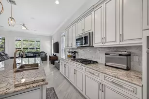 5781 SW Star Apple St, Palm City, FL 34990 - Photo 9