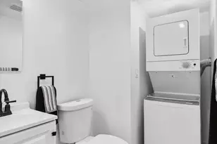 5611 NW 21st St, Lauderhill, FL 33313 - Photo 21
