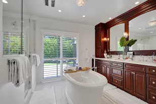 2749 NE 35th Dr, Fort Lauderdale, FL 33308 - Photo 35