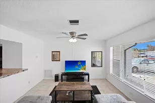 107 SE Selva Ct, Port Saint Lucie, FL 34983 - Photo 3