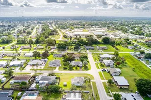 107 SE Selva Ct, Port Saint Lucie, FL 34983 - Photo 25